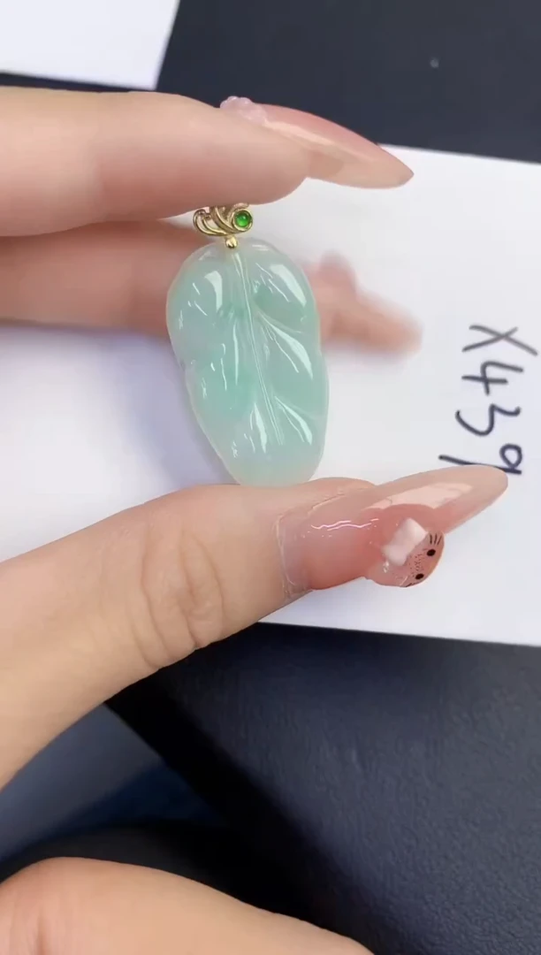 颈饰未镶嵌翡翠缅甸天然翡翠A货