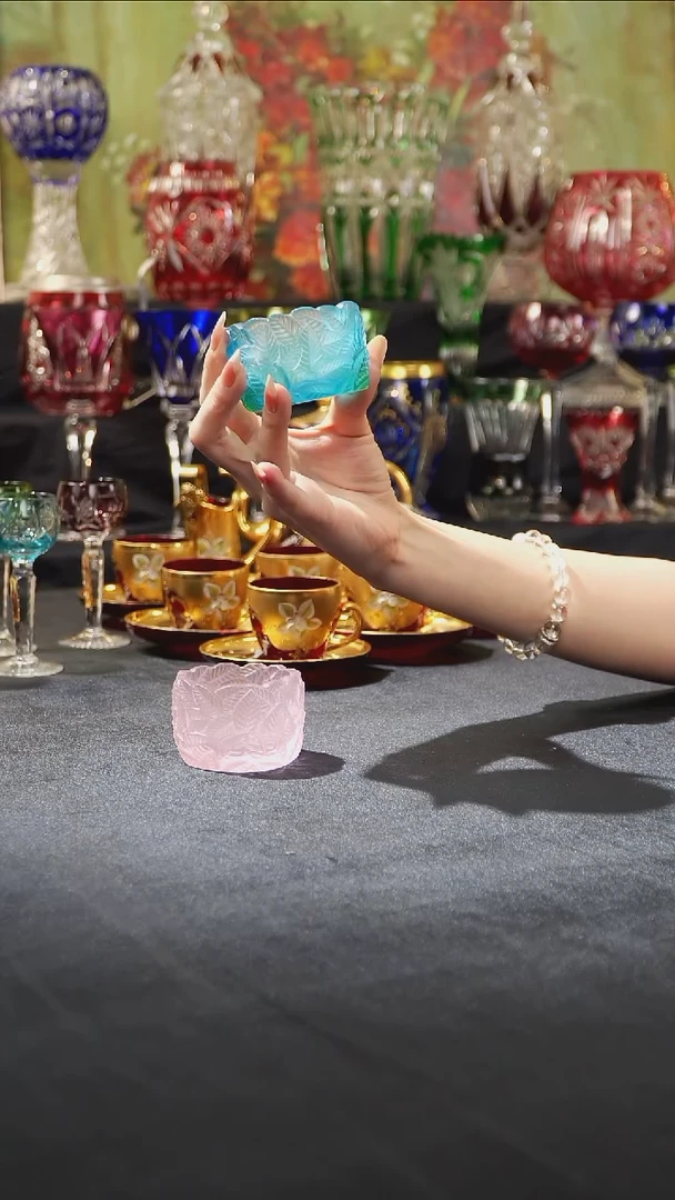 骨瓷婷婷中古器物如图所示168