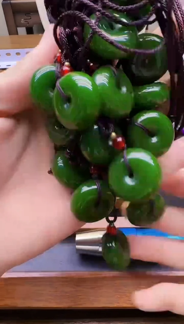 颈饰14K金镶嵌和田玉X70