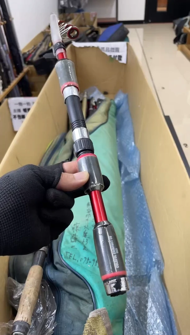 想**鸟孤品微瑕，以直播间介绍为准，加10元发顺丰。