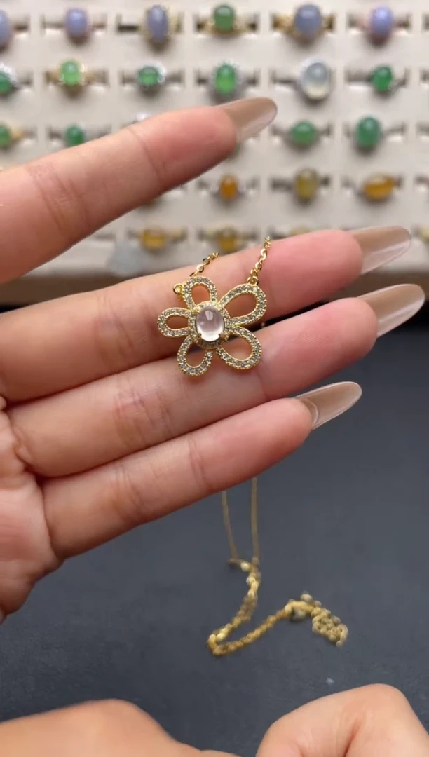 未镶嵌戒指翡翠一物一证一礼盒