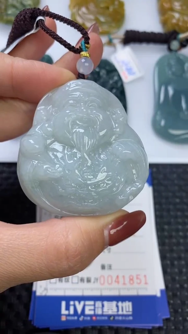 【闪购商品】翡翠颈饰未镶嵌11111111111111111