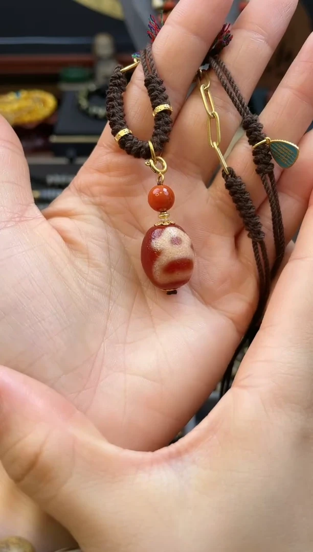 未镶嵌颈饰玛瑙/玉髓美泓精品高油红肉黄财财颈饰