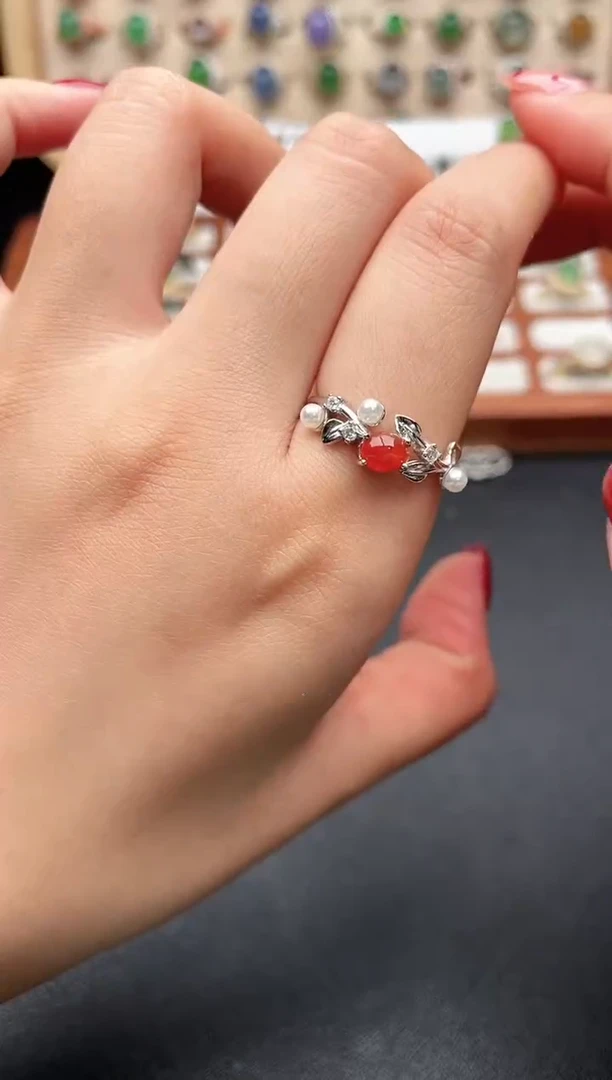 银S925镶嵌戒指翡翠一物一证一礼盒