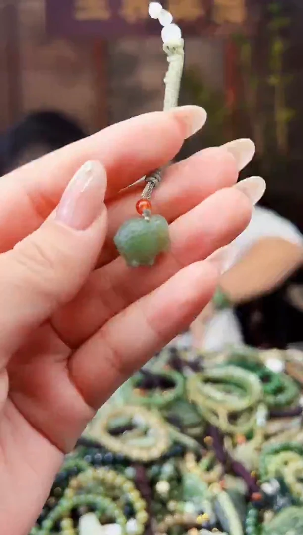 颈饰未镶嵌和田玉多样性发货拍一发一