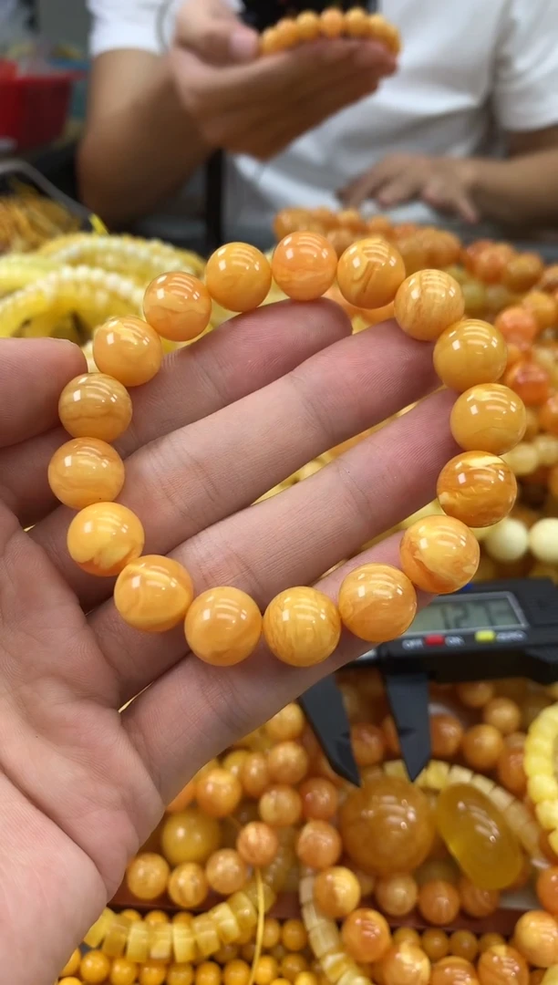 未镶嵌蜜蜡裸石手串