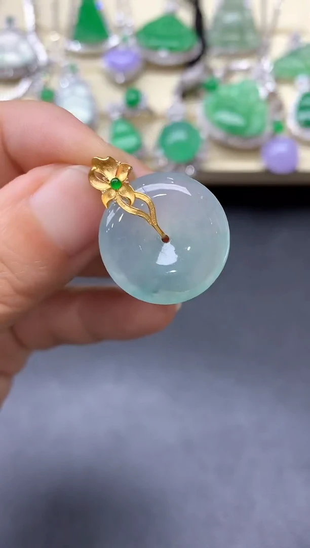 颈饰18K金镶嵌翡翠335-中国好珍宝