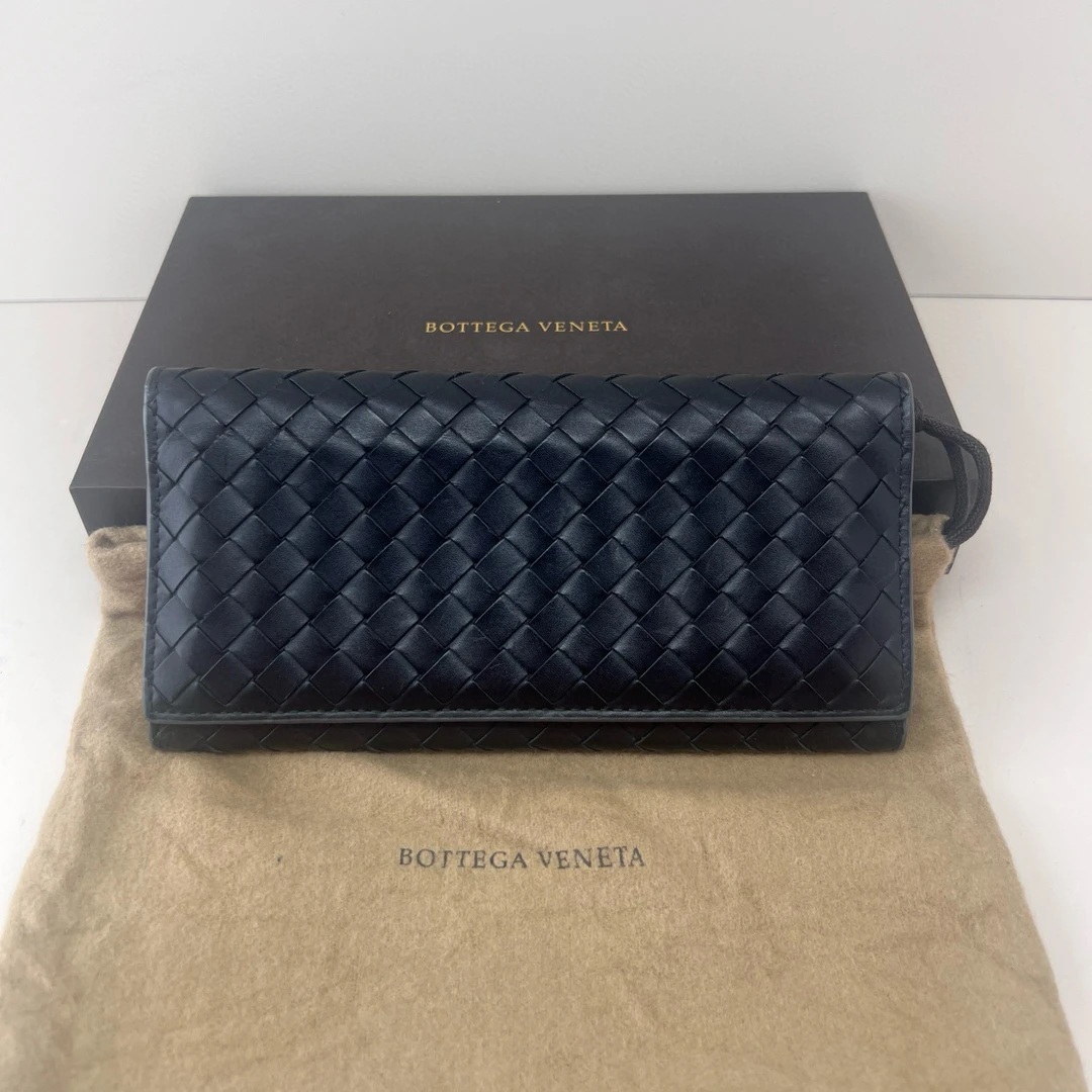 99新 BOTTEGA VENETA/葆蝶家 女士编织皮折叠长款钱包黑配灰