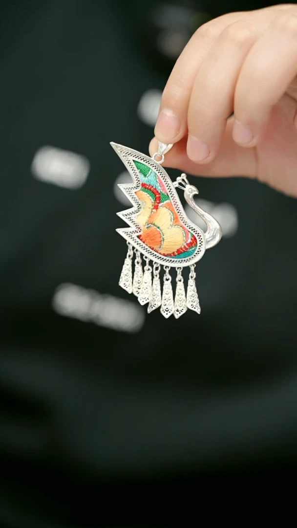 织绣31黔东南苗族刺绣