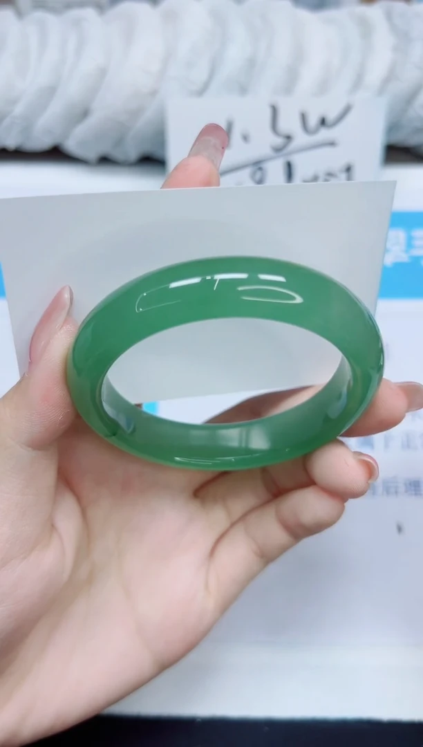 石英质玉手镯未镶嵌138/54