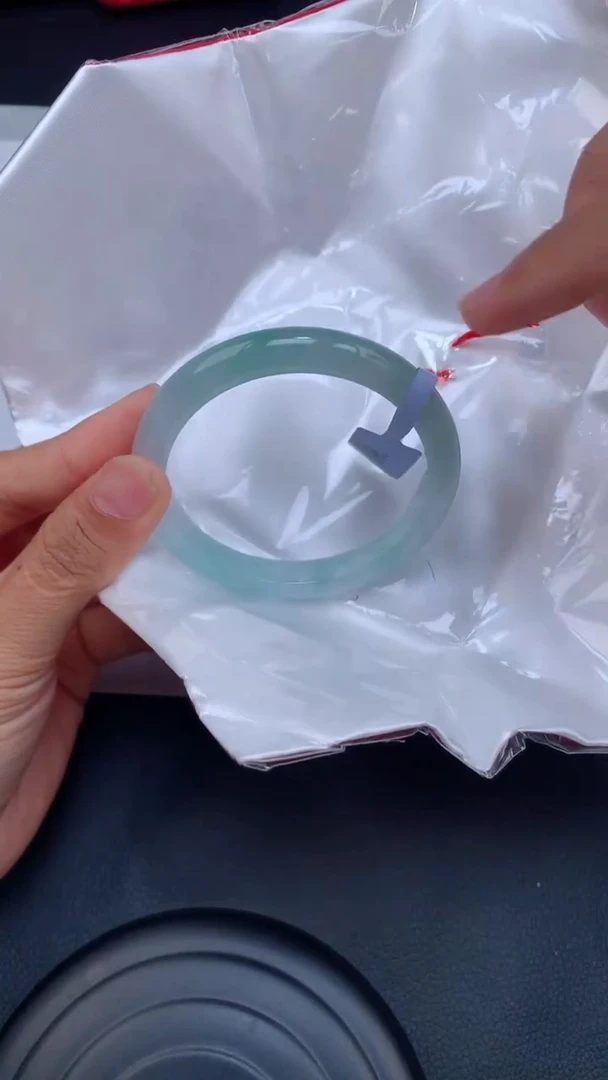 【闪购商品】翡翠手镯未镶嵌天然缅甸A货翡翠手镯