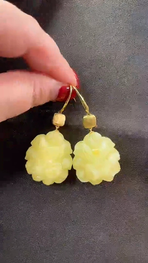 未镶嵌颈饰琥珀耳环