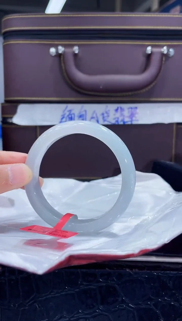 未镶嵌手镯翡翠28
