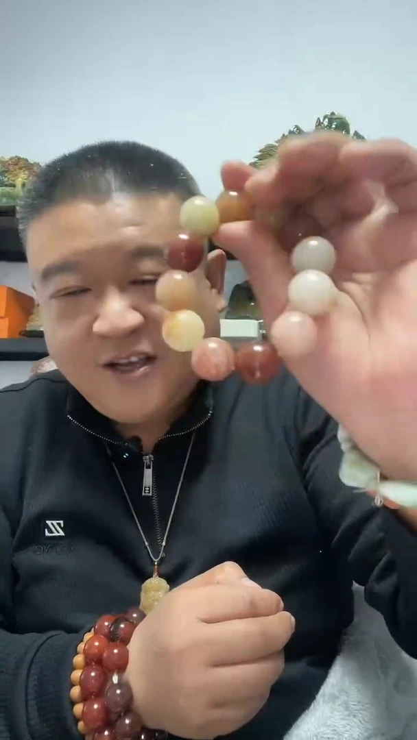 未镶嵌手串石英质玉卡20mm碎碎冰金丝玉单圈手串