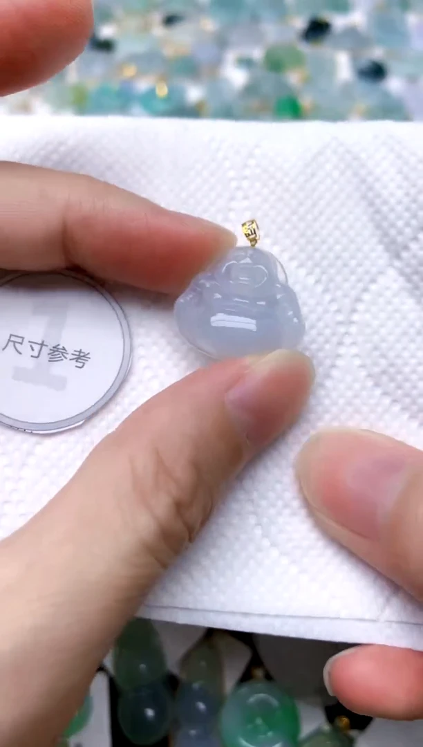 颈饰18K金镶嵌翡翠天然A货翡翠