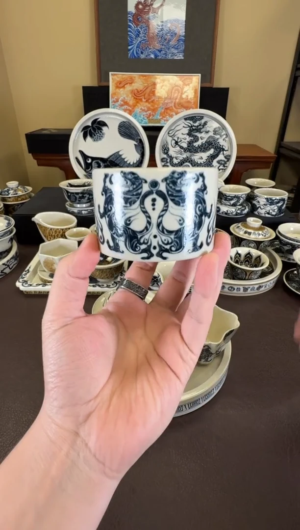二号釉虎符纹扳指杯