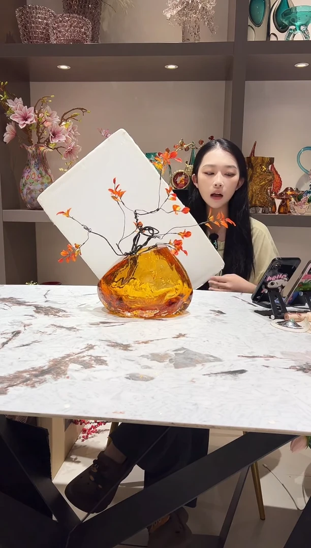 高级火山石琉璃花瓶