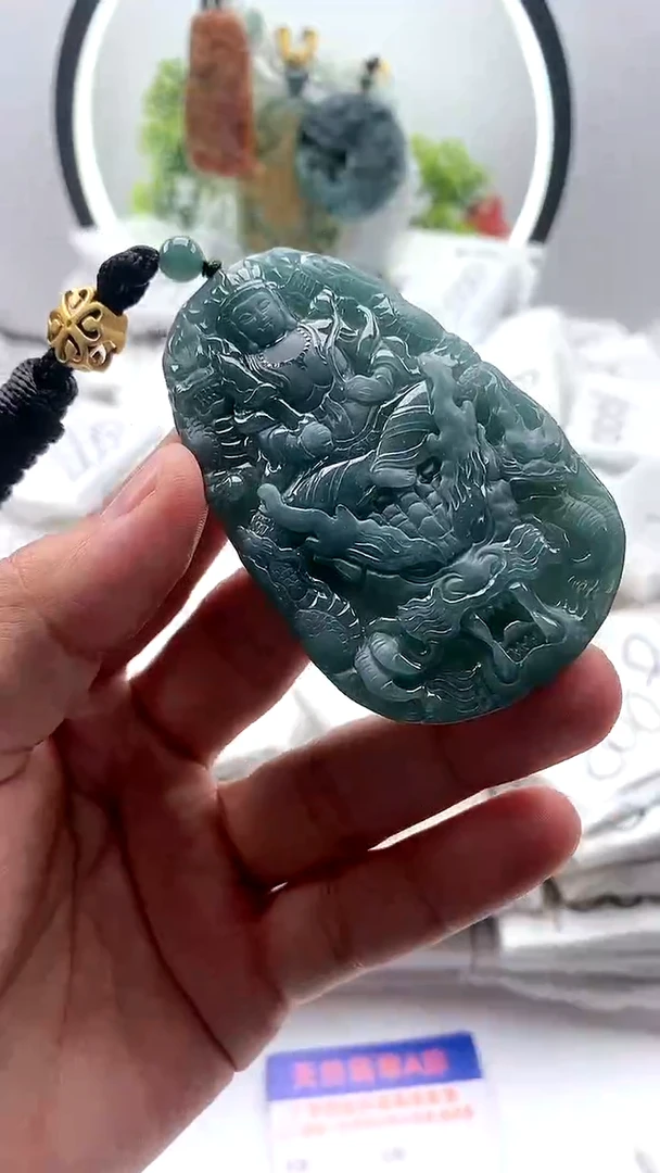 【闪购商品】翡翠颈饰未镶嵌虚空藏