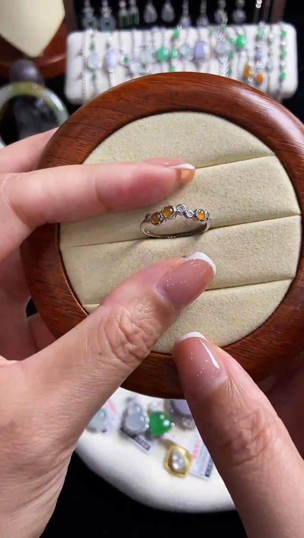 翡翠挂件银S925镶嵌戒指