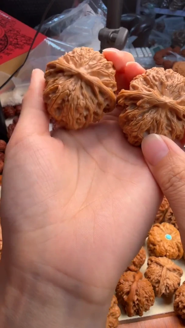 把件文玩核桃43左右苹果园