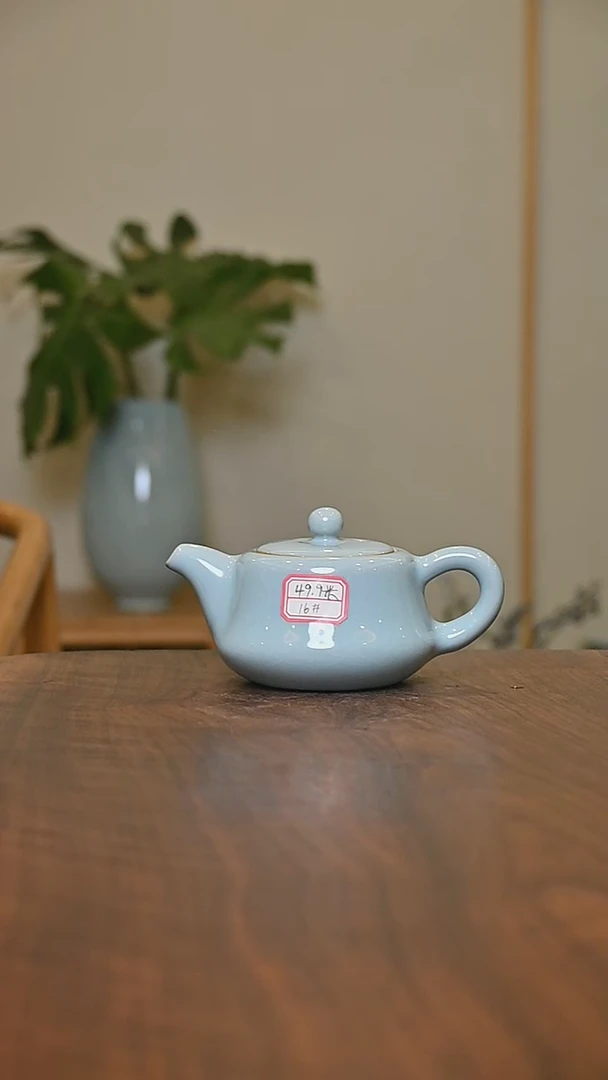 慧****?16#将军壶 天青 微瑕 朱家汝窑款