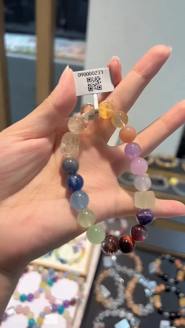 水晶手串未镶嵌手串