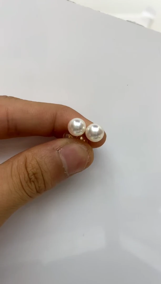 18K金镶嵌耳饰海水珍珠7-8