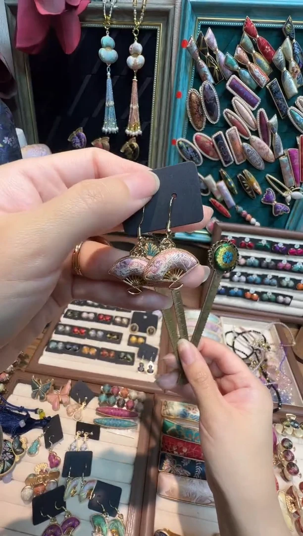 晚****无【孤品车10.11】苏地福寿绵长扇形耳坠