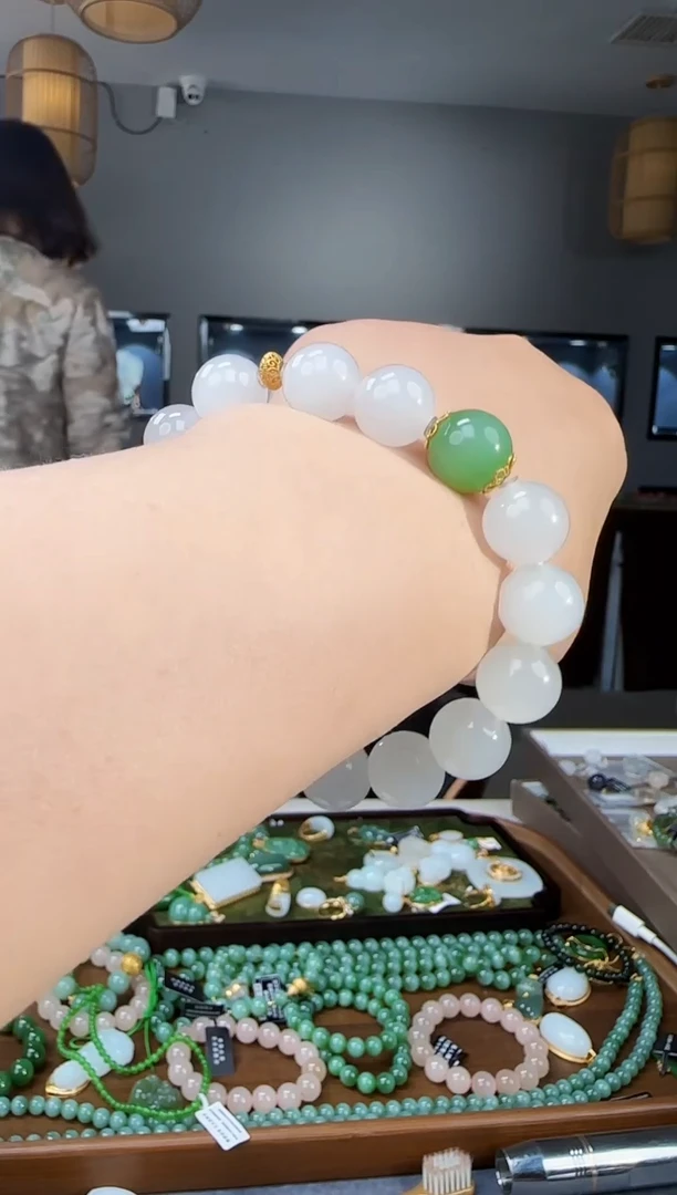 手链18K金镶嵌和田玉1