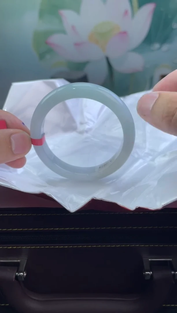 翡翠手镯未镶嵌5翡翠手镯