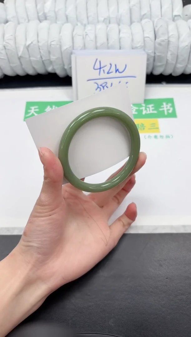 【闪购商品】石英质玉手镯未镶嵌356-61.1