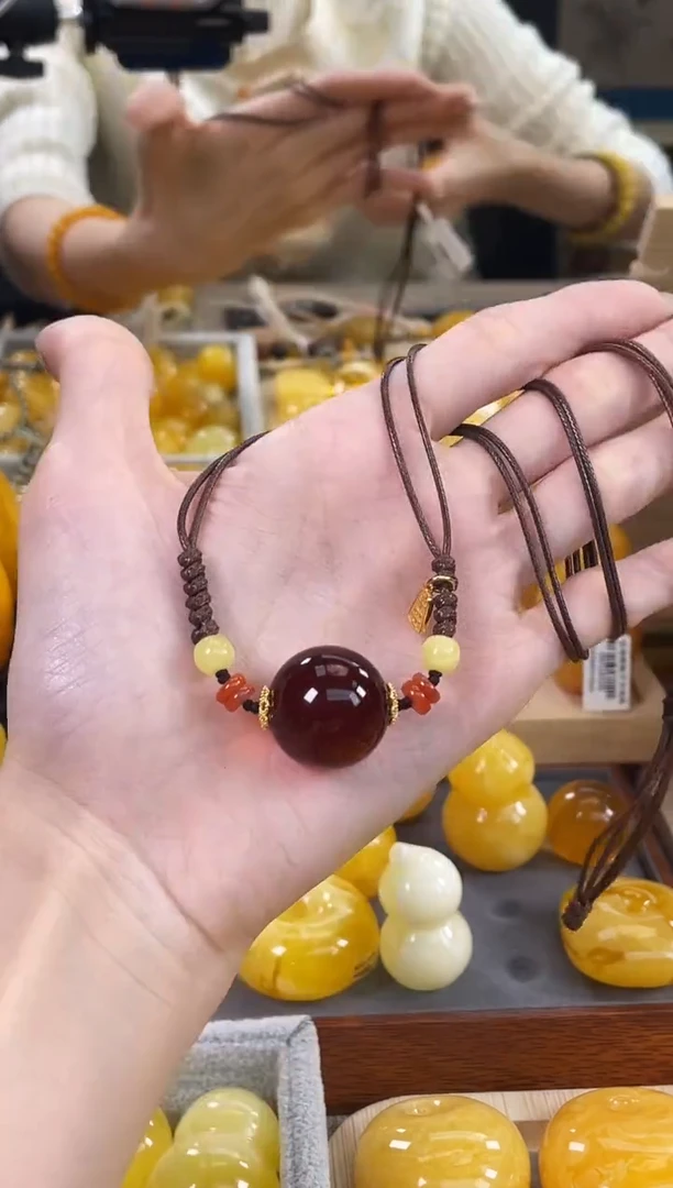 裸石琥珀未镶嵌J100