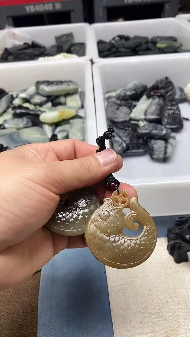 吊坠(不含链)未镶嵌和田玉1