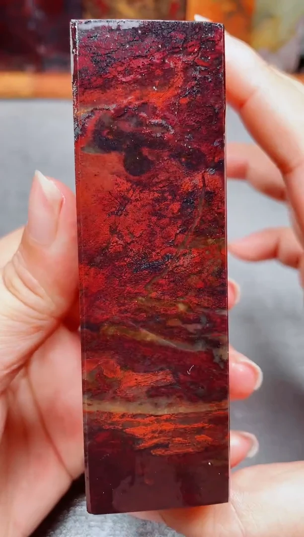 玉桂林鸡血玉素章9 3.0左右