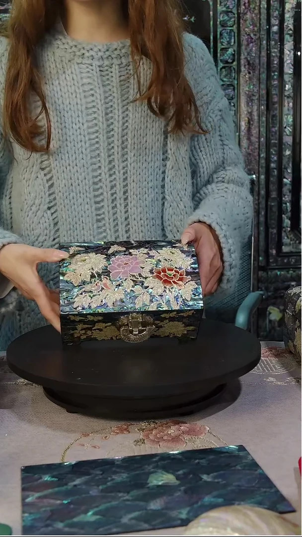 黑金鲍全满螺·弘贝雅螺钿漆器文化馆