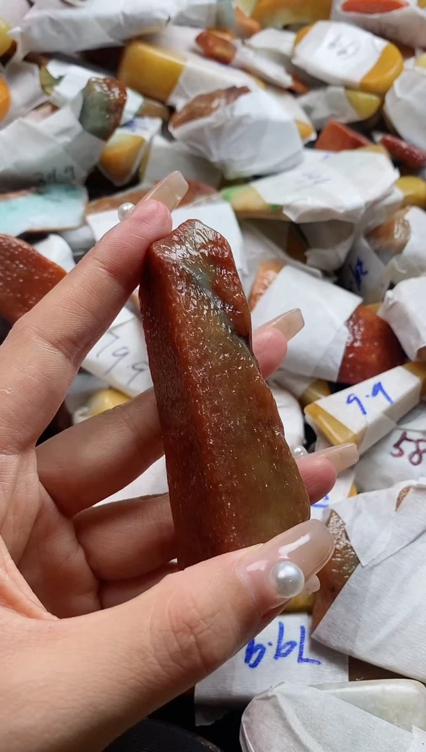 翡翠裸石翡翠挂件裸石