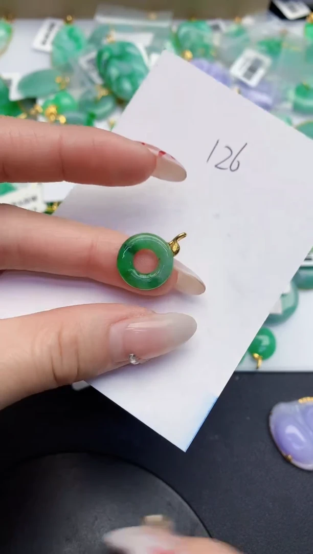 【闪购商品】翡翠颈饰18K金镶嵌00000000000