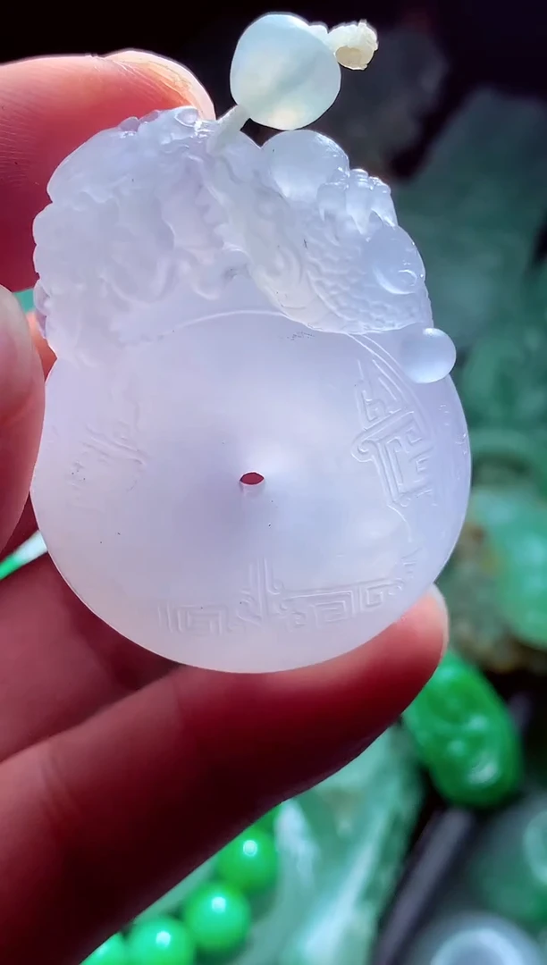 未镶嵌定制翡翠枫*?翡翠毛货定制