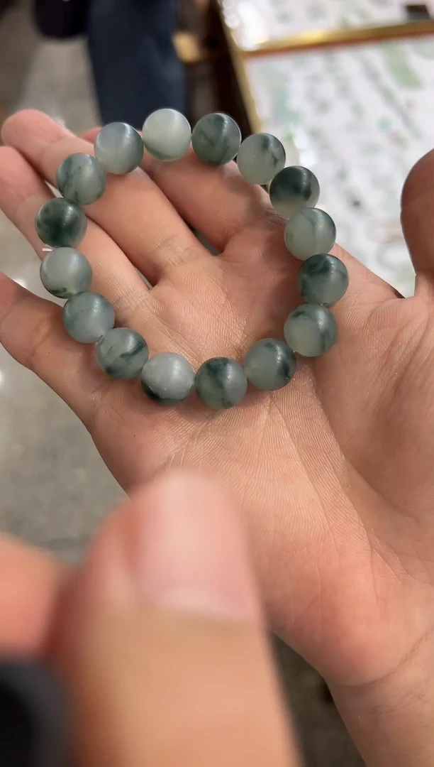 未镶嵌定制翡翠手串