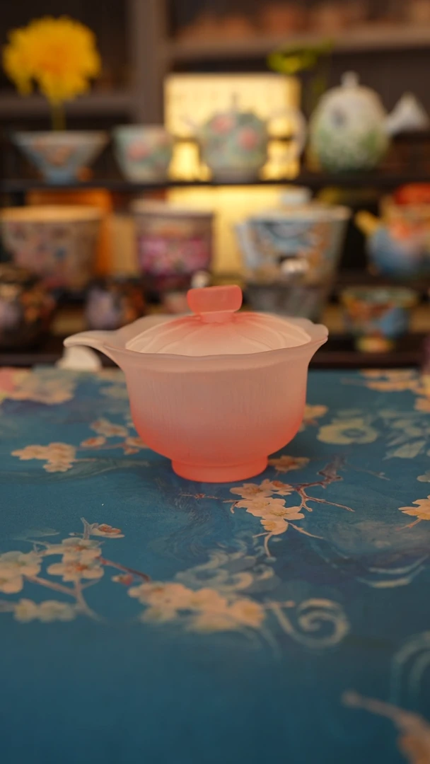 【闪购商品】福利品 粉色琉璃手抓盖碗