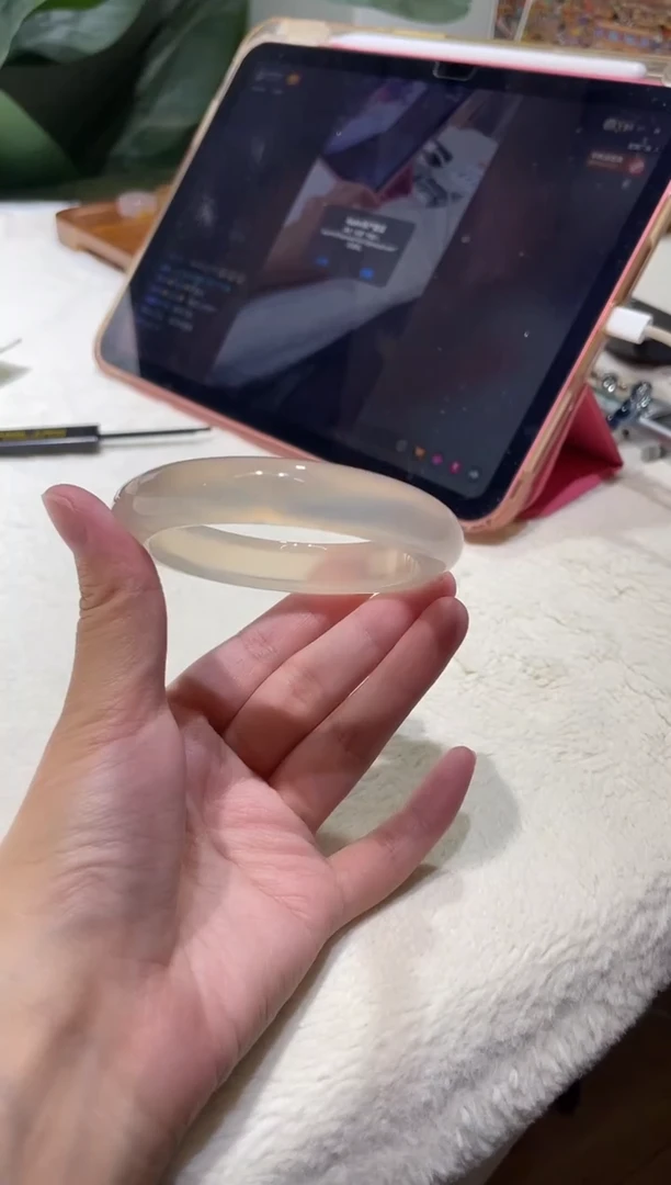 手镯玛瑙/玉髓未镶嵌57.3鉴赏期48小时