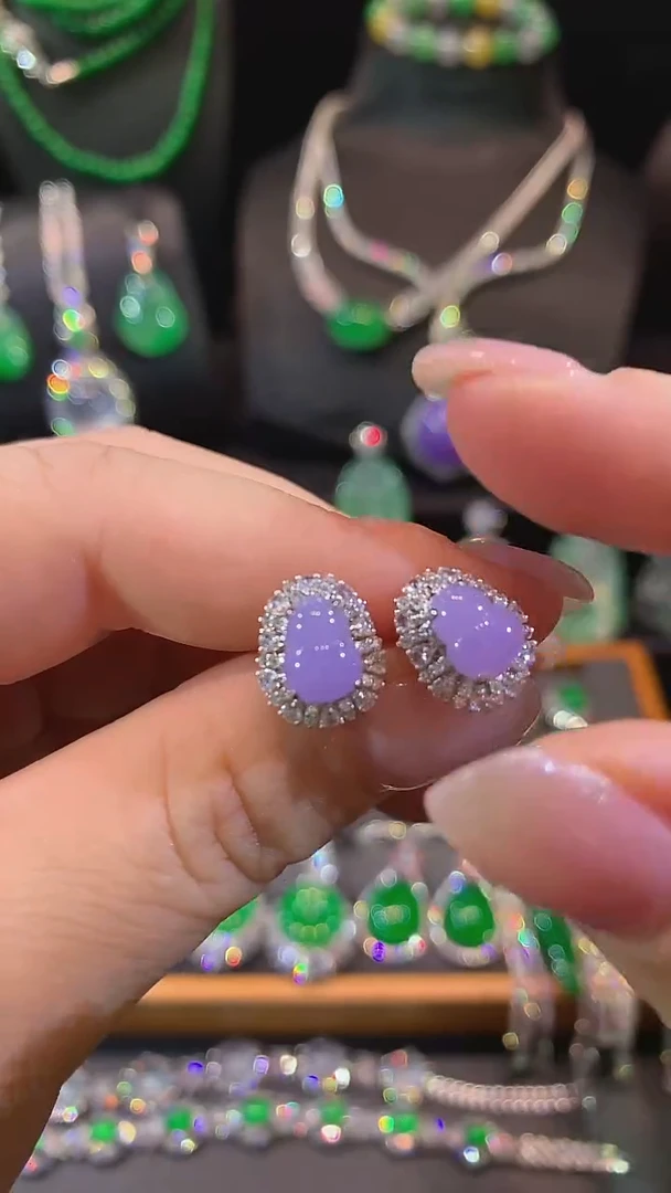 翡翠18K金镶嵌耳饰耳饰