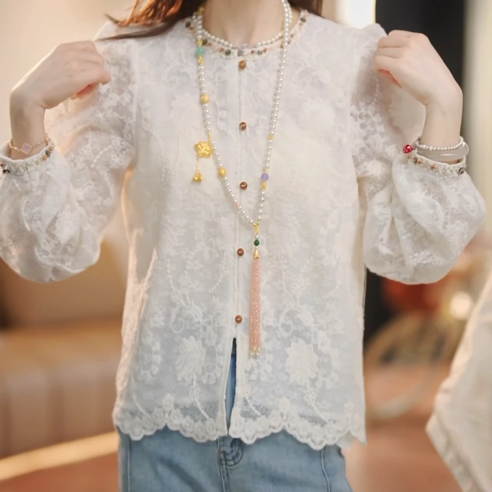【溜肩救星】2025春装新款法式圆领单排扣蕾丝上衣重工复古