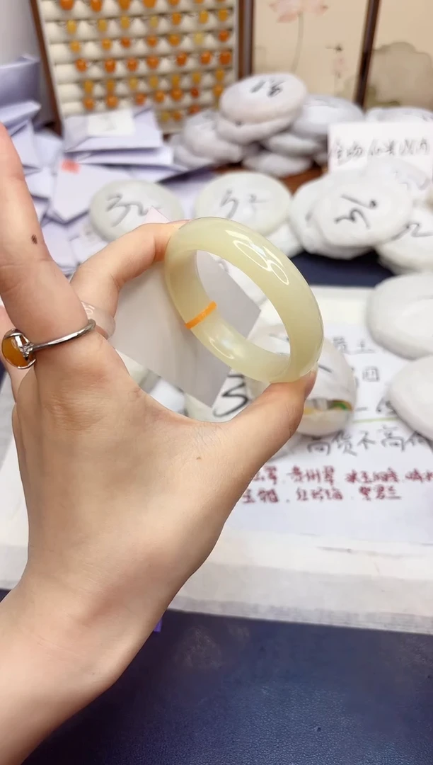 石英质玉手镯未镶嵌201-晴水-圈口52