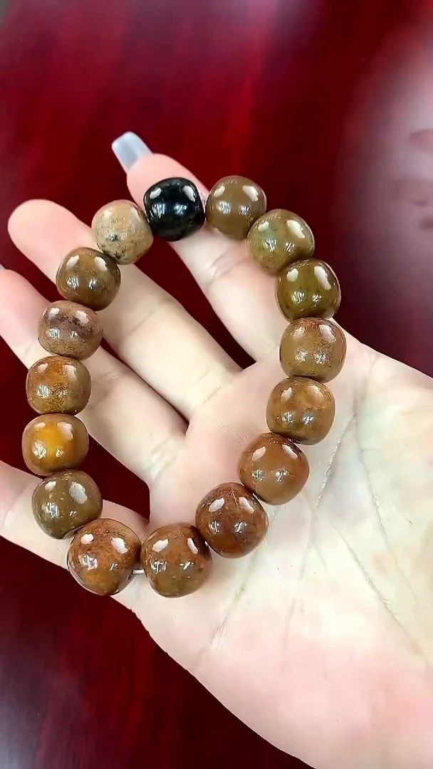 未镶嵌手链透闪石质玉手串