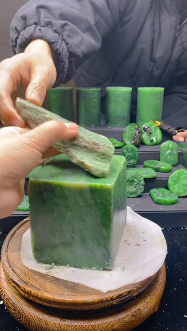 未镶嵌和田玉珠宝半成品1