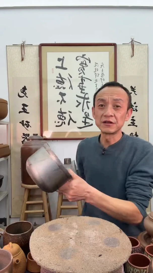 黑色侧把小砂锅非遗