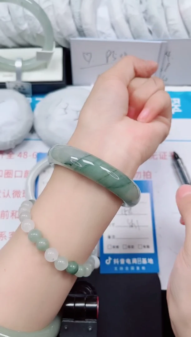未镶嵌手镯石英质玉119-58/59