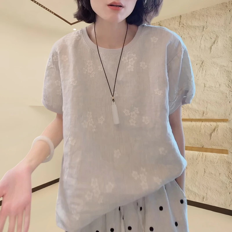 气质减龄宽松大码短袖T恤女款2025夏季新款休闲款刺绣洋气上衣女
