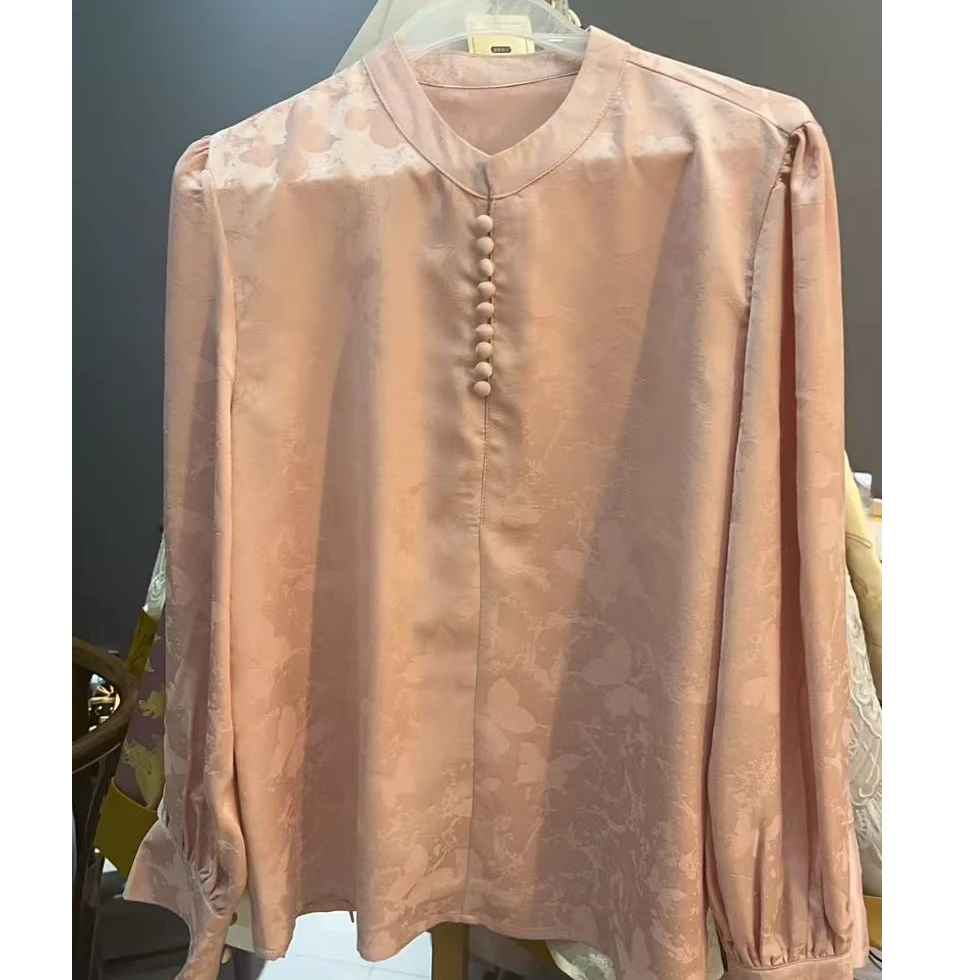 早春新款小立领九粒扣蝴蝶暗纹提花重工衬衣上衣77-88